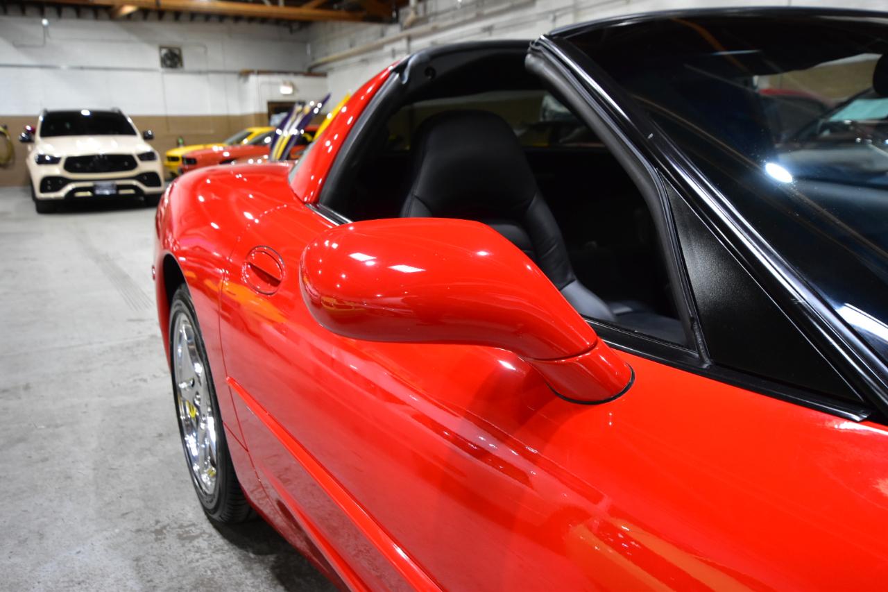 Chevrolet Corvette 2dr Cpe 2003