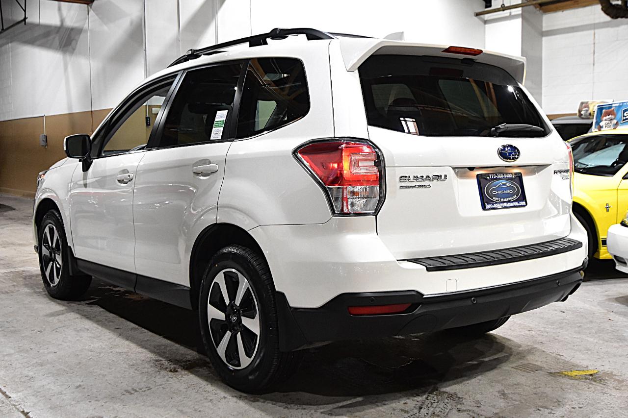 Subaru Forester 2.5i Limited CVT 2017