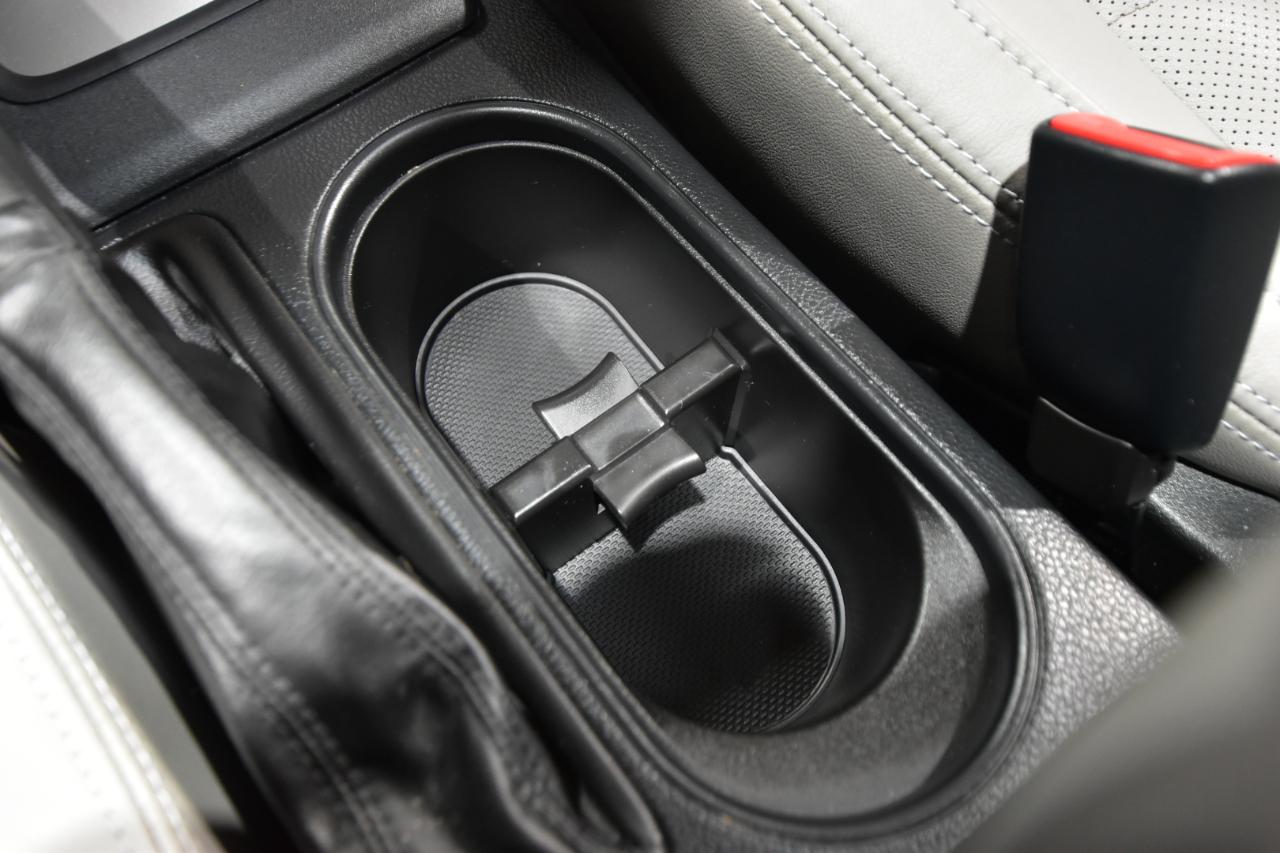 Subaru Forester 2.5i Limited CVT 2017