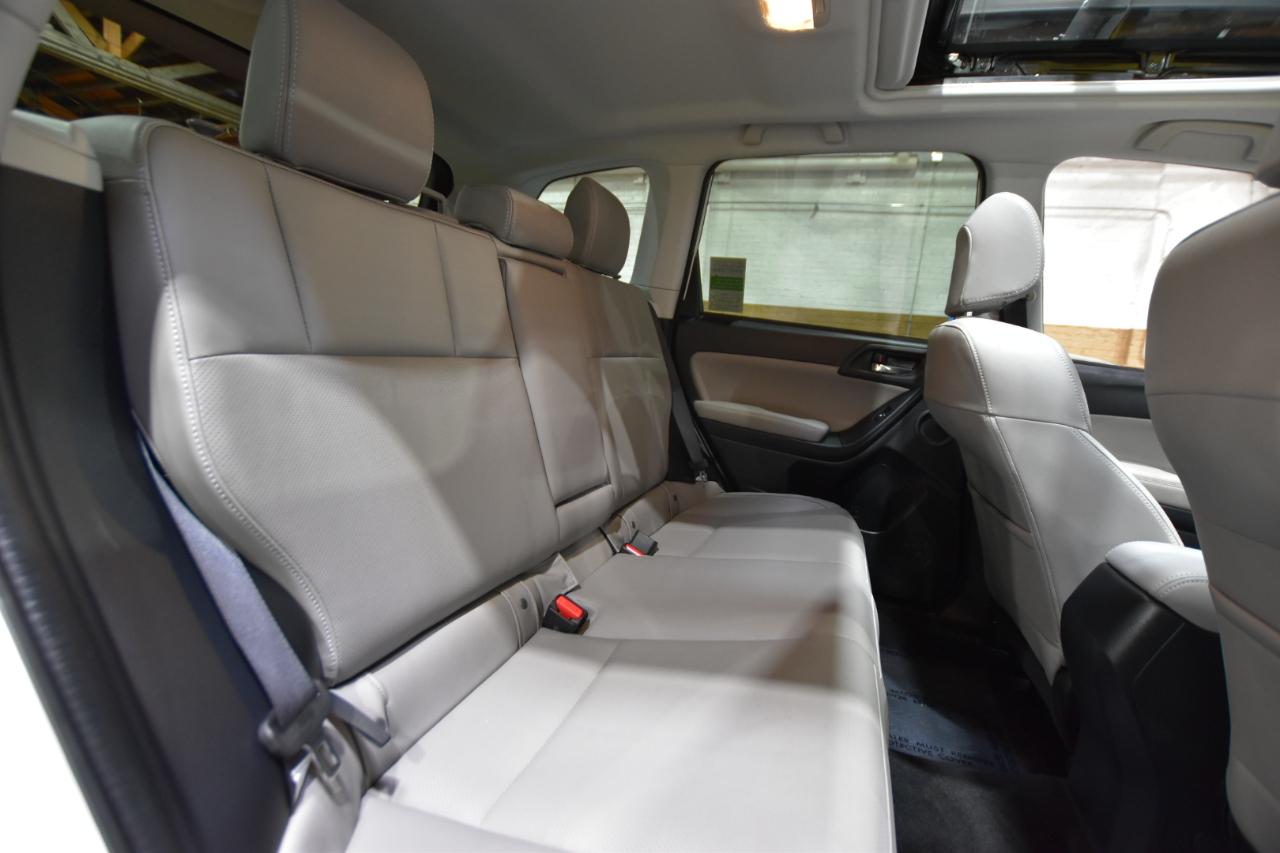 Subaru Forester 2.5i Limited CVT 2017