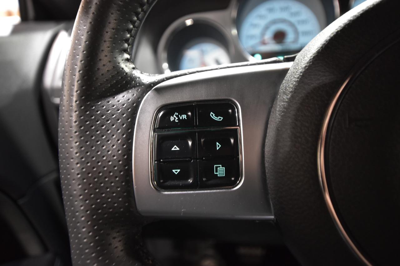 Dodge Challenger 2dr Cpe SRT8 392 2012