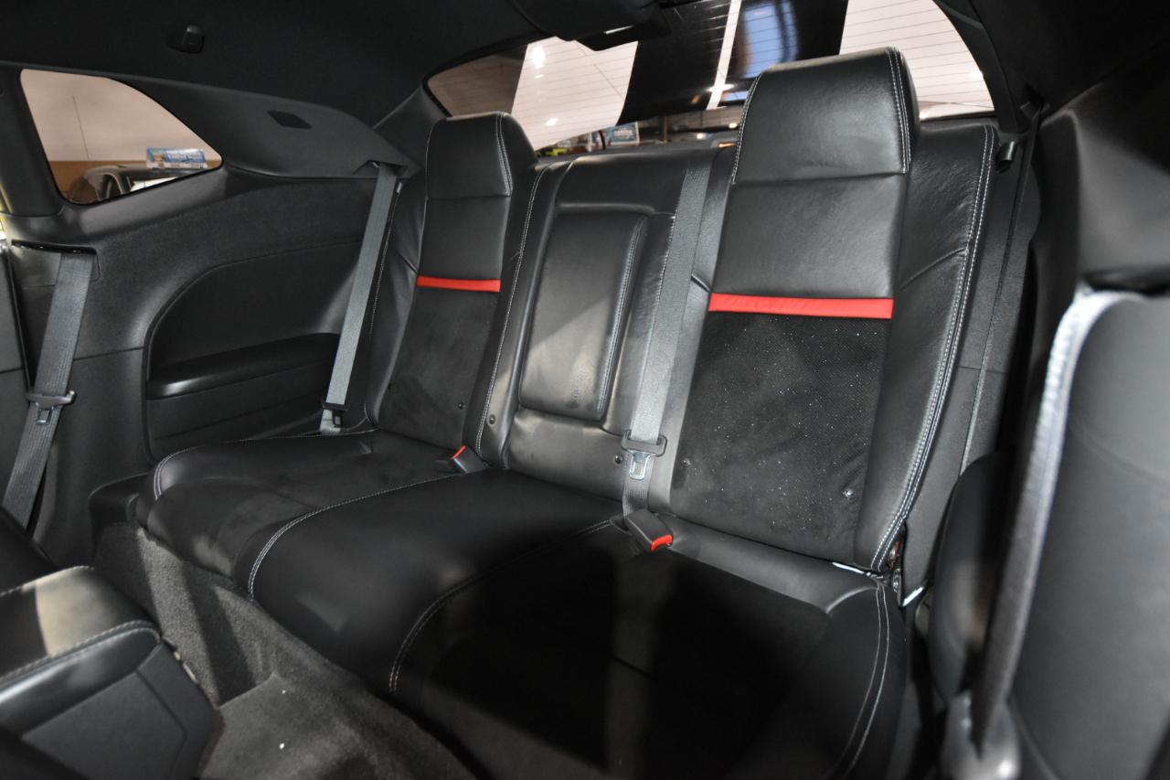 Dodge Challenger 2dr Cpe SRT8 392 2012