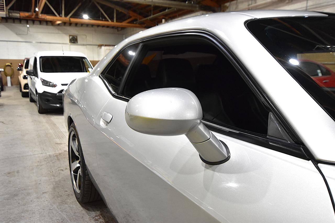 Dodge Challenger 2dr Cpe SRT8 392 2012