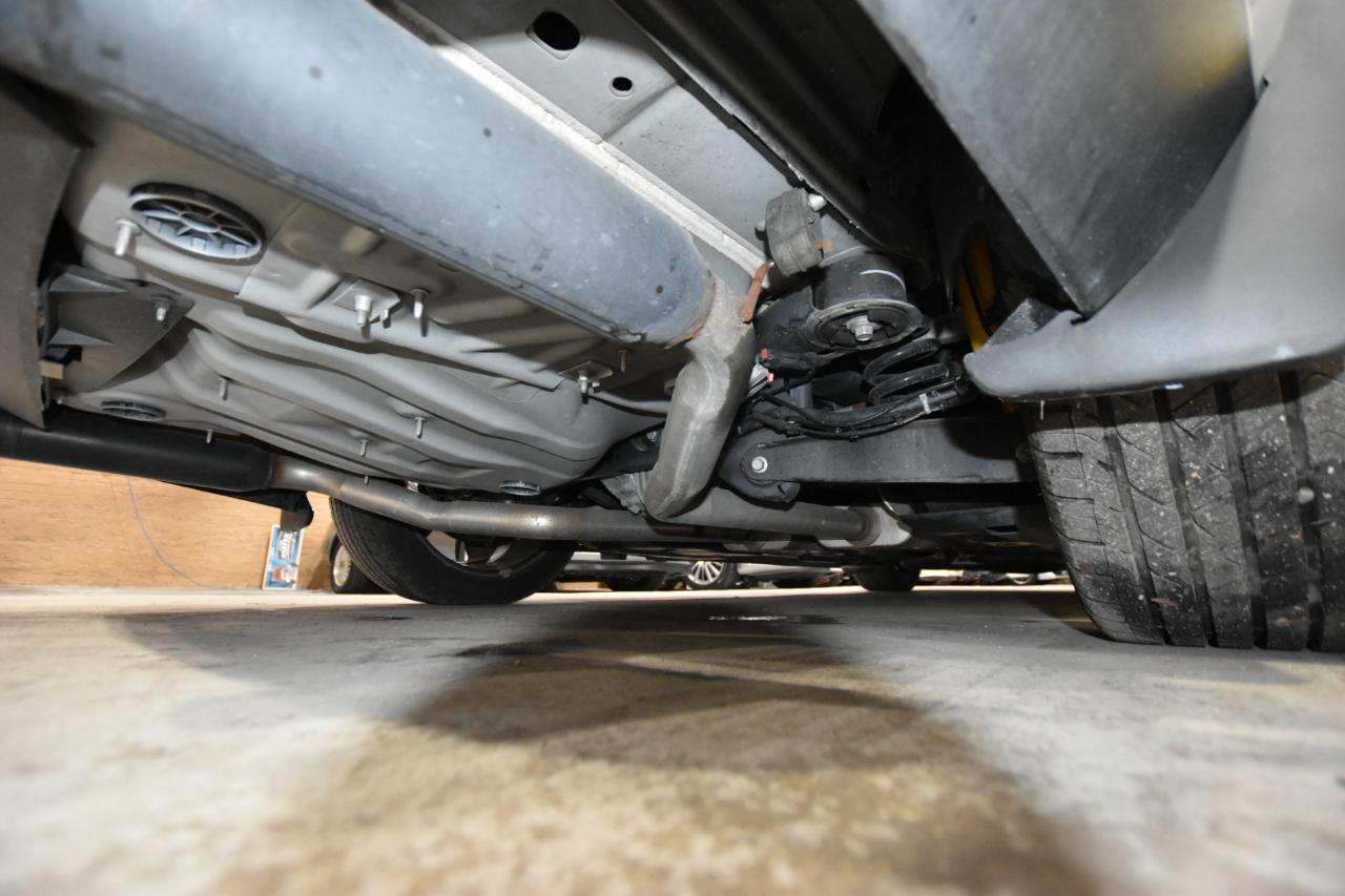 Dodge Challenger 2dr Cpe SRT8 392 2012