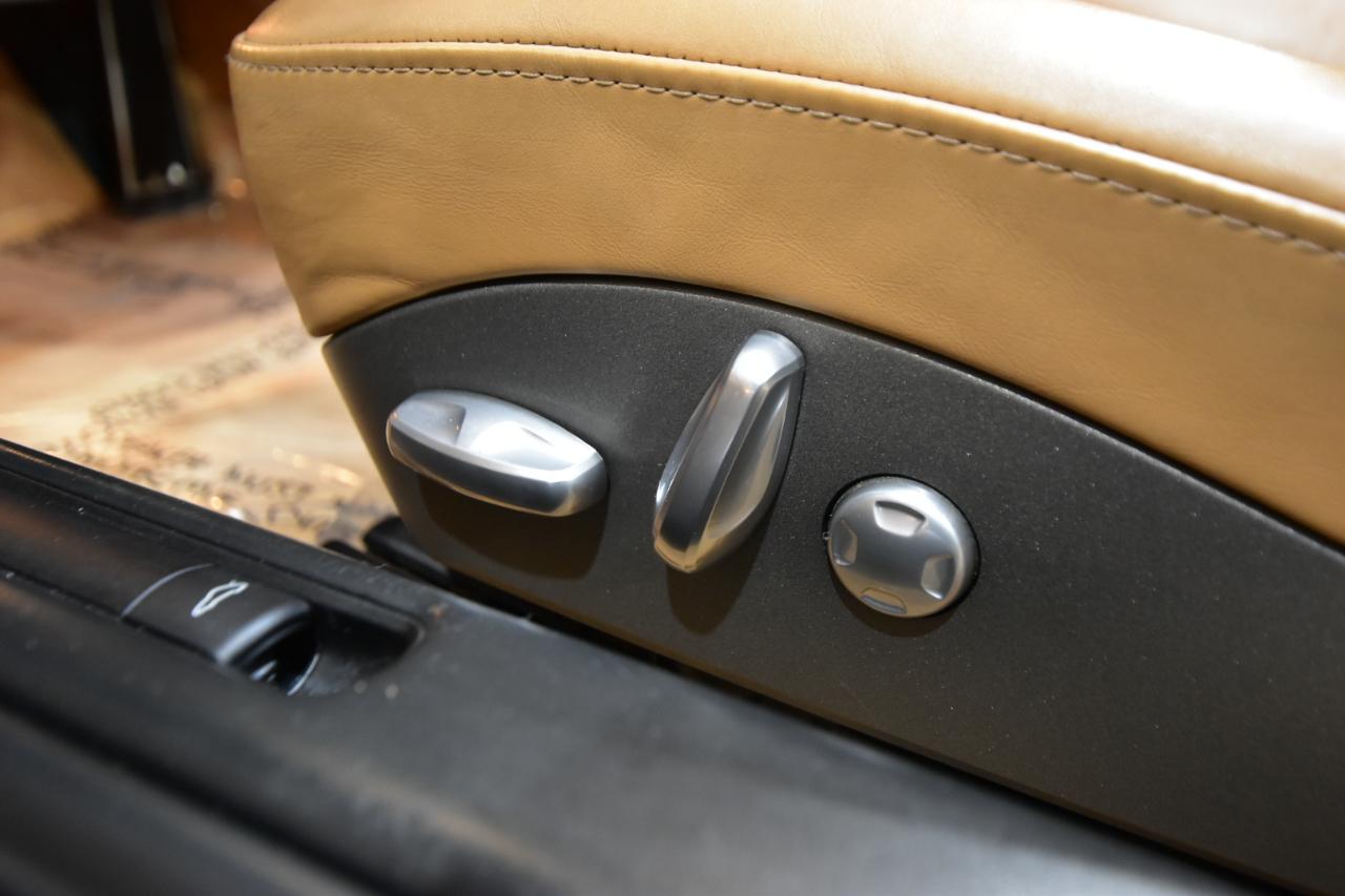 Porsche 911 2dr Cabriolet Carrera S 2009