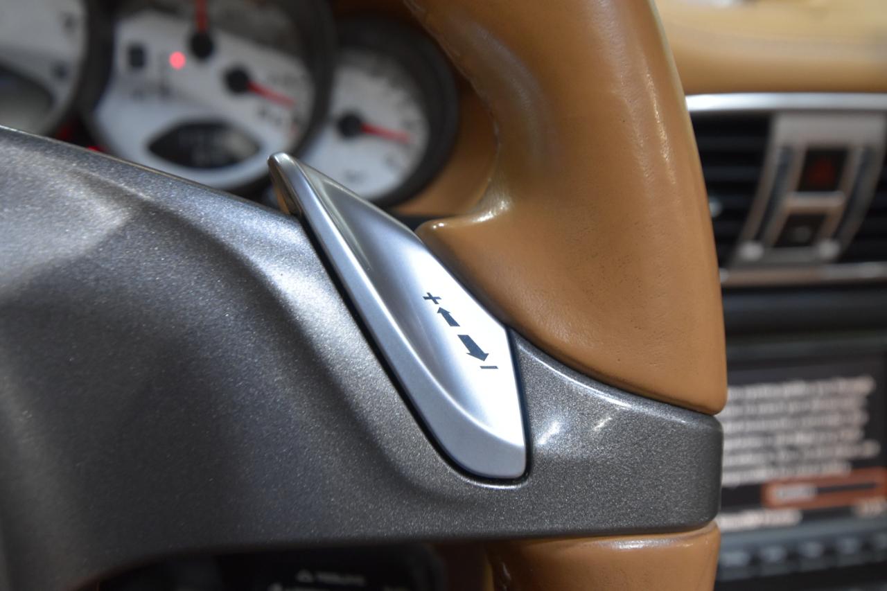 Porsche 911 2dr Cabriolet Carrera S 2009