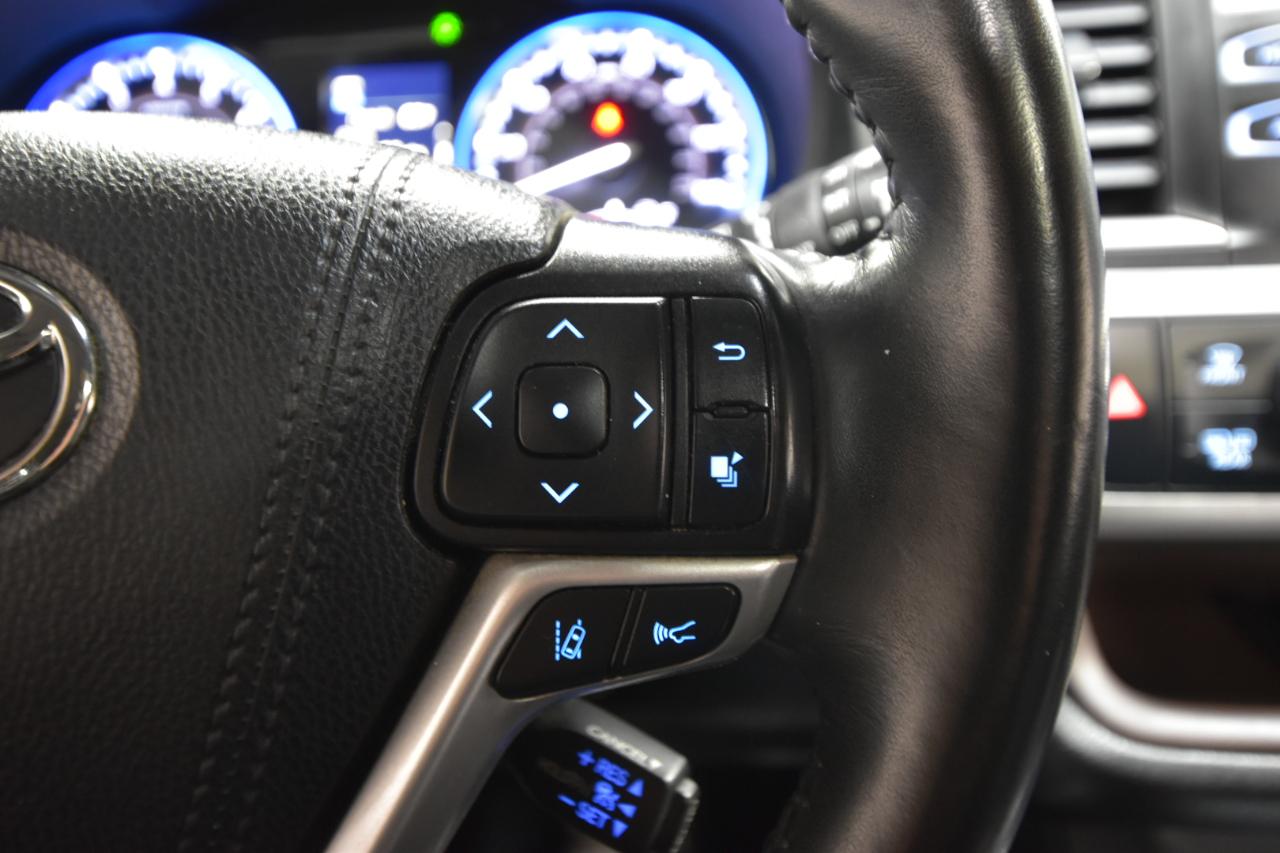 Toyota Highlander XLE V6 AWD (Natl) 2019