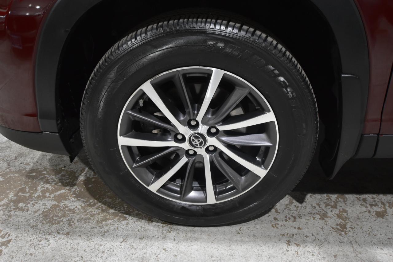 Toyota Highlander XLE V6 AWD (Natl) 2019