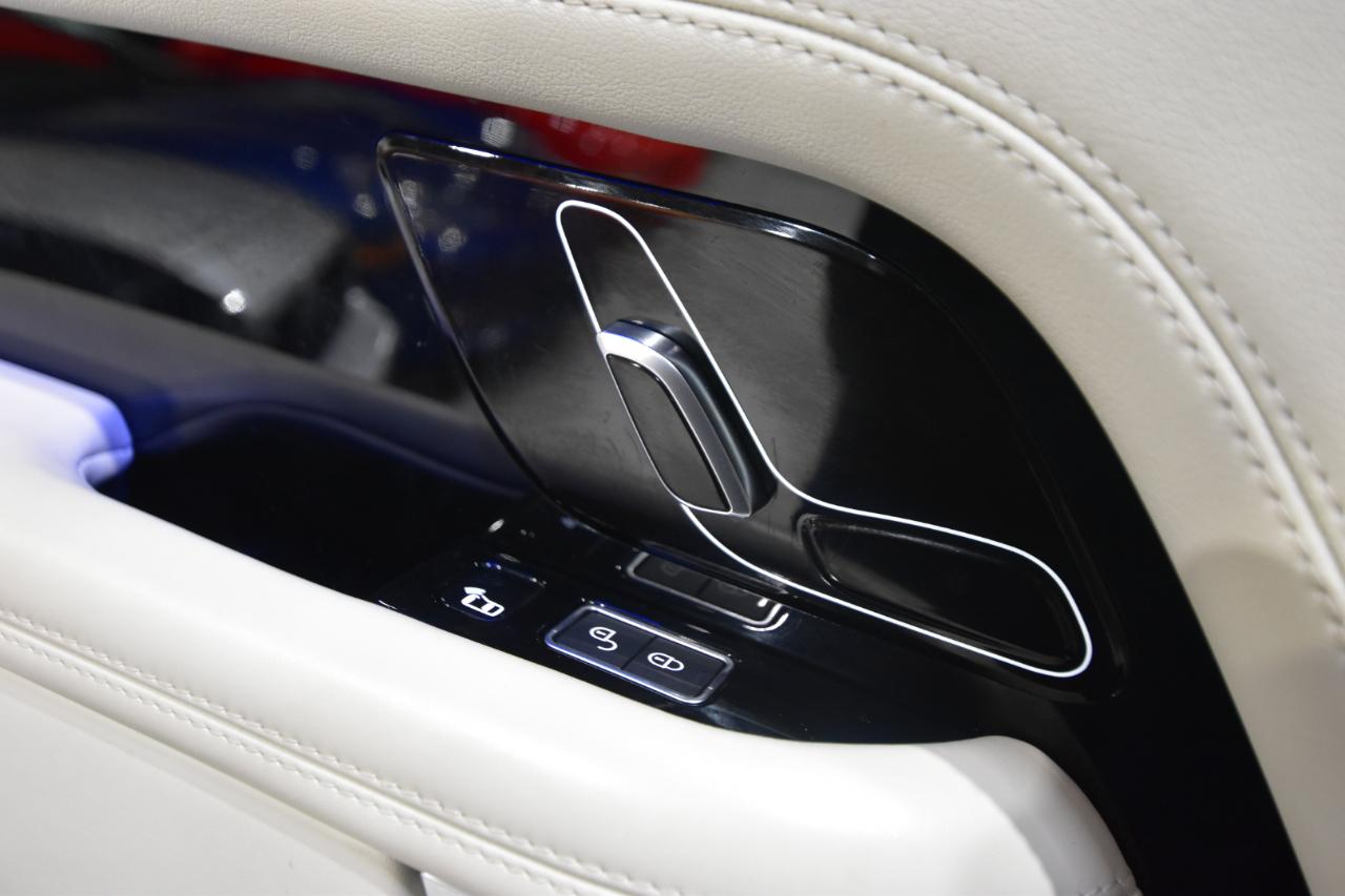 Land Rover Range Rover V8 Supercharged SWB 2018