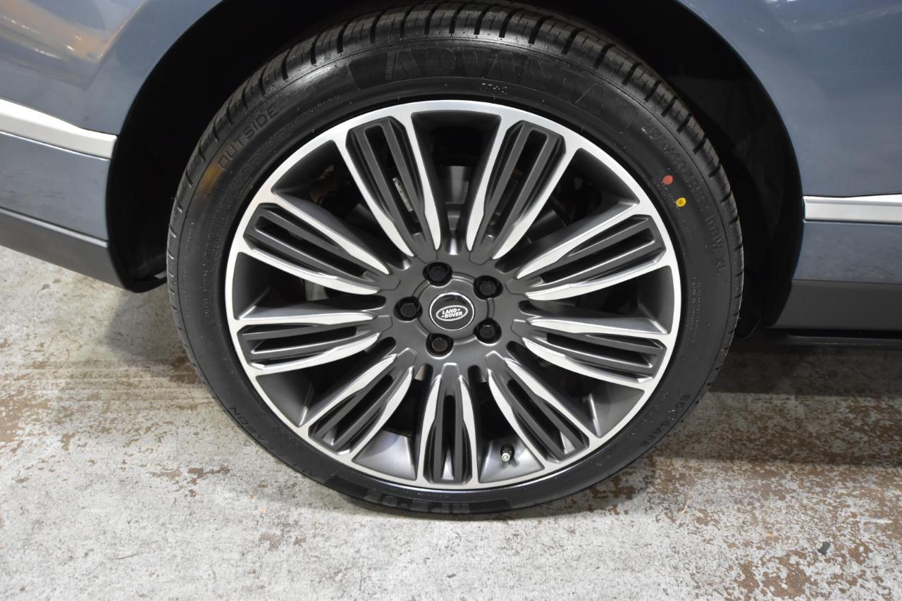 Land Rover Range Rover V8 Supercharged SWB 2018