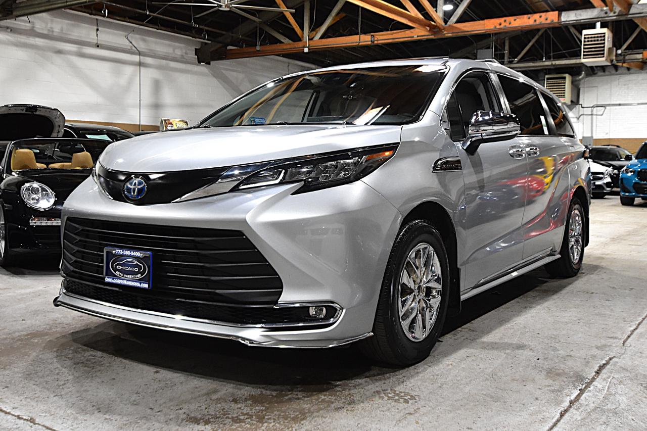 Toyota Sienna XLE FWD 8-Passenger (Natl) 2022