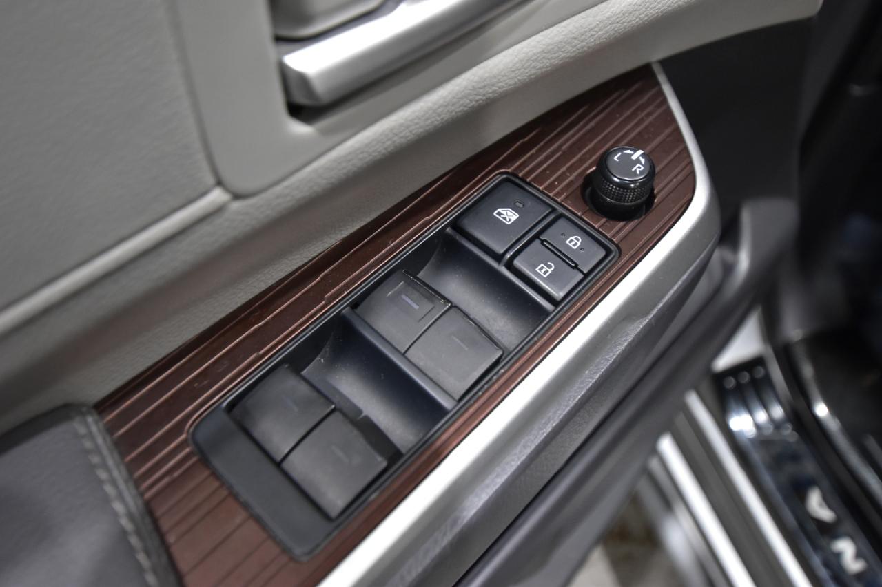 Toyota Sienna XLE FWD 8-Passenger (Natl) 2022