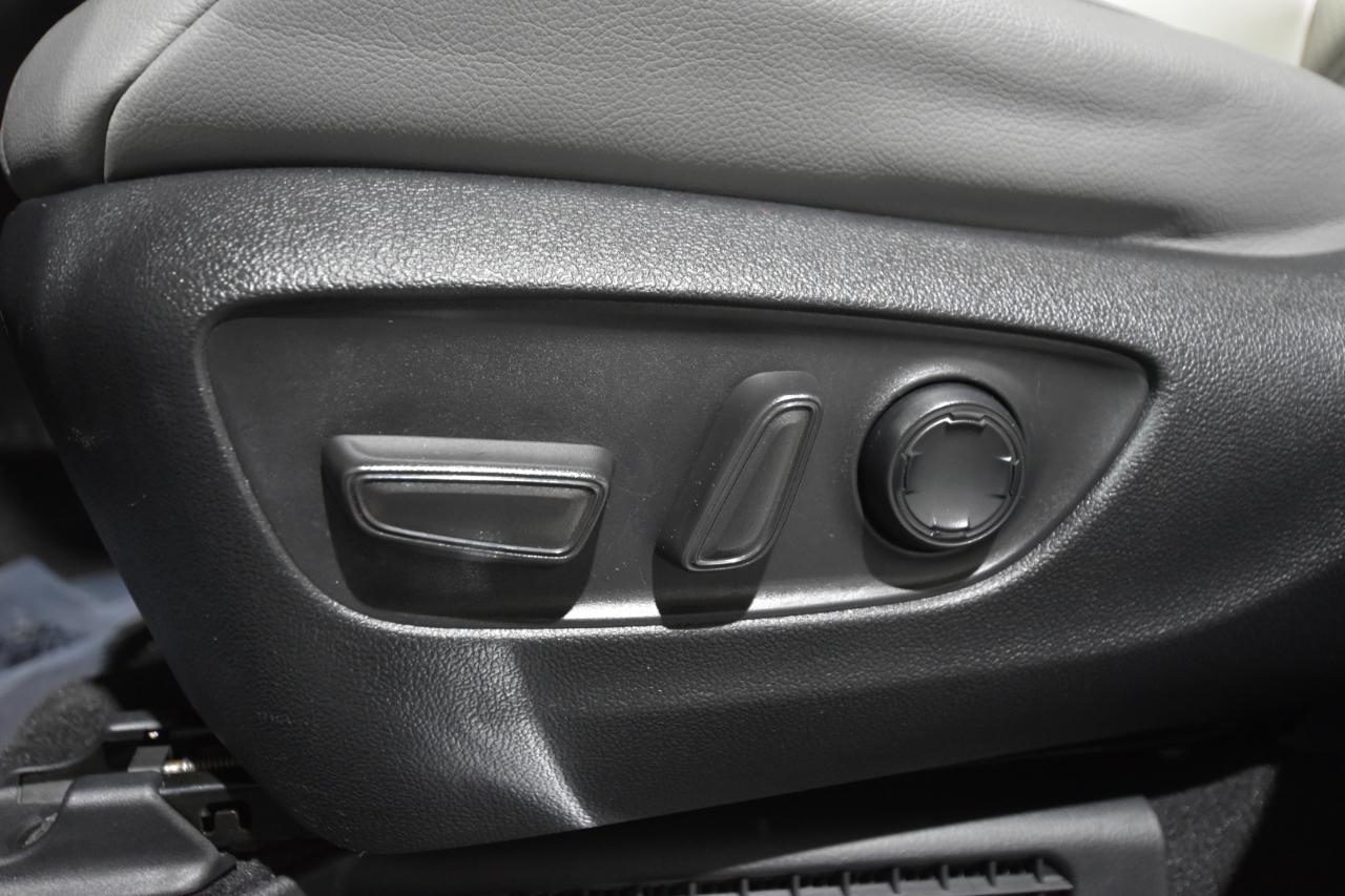 Toyota Sienna XLE FWD 8-Passenger (Natl) 2022