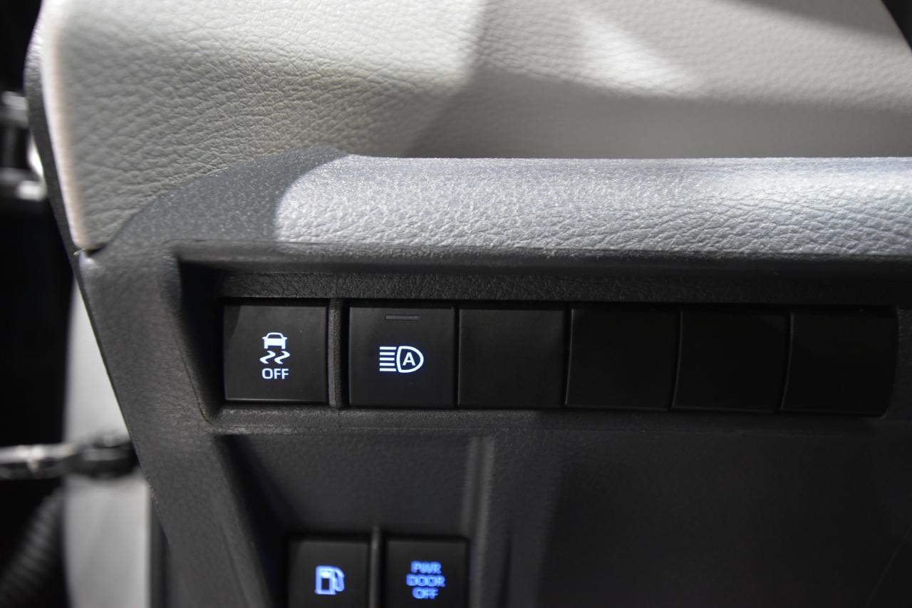 Toyota Sienna XLE FWD 8-Passenger (Natl) 2022