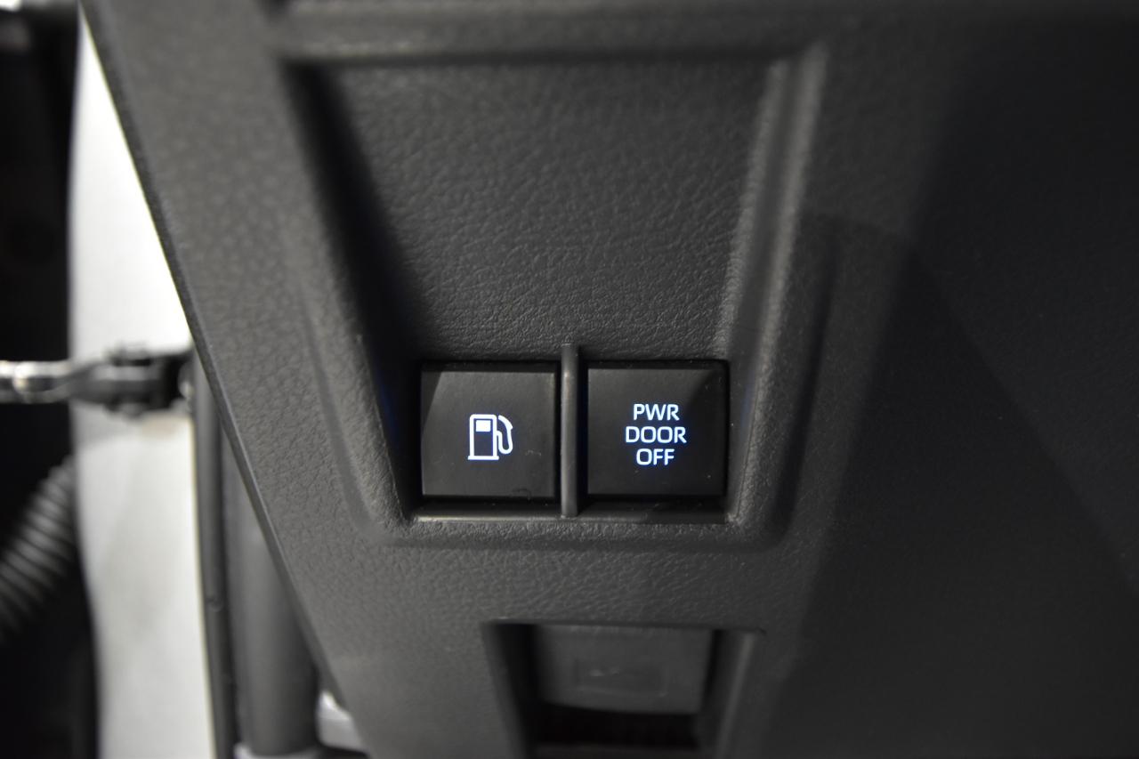 Toyota Sienna XLE FWD 8-Passenger (Natl) 2022