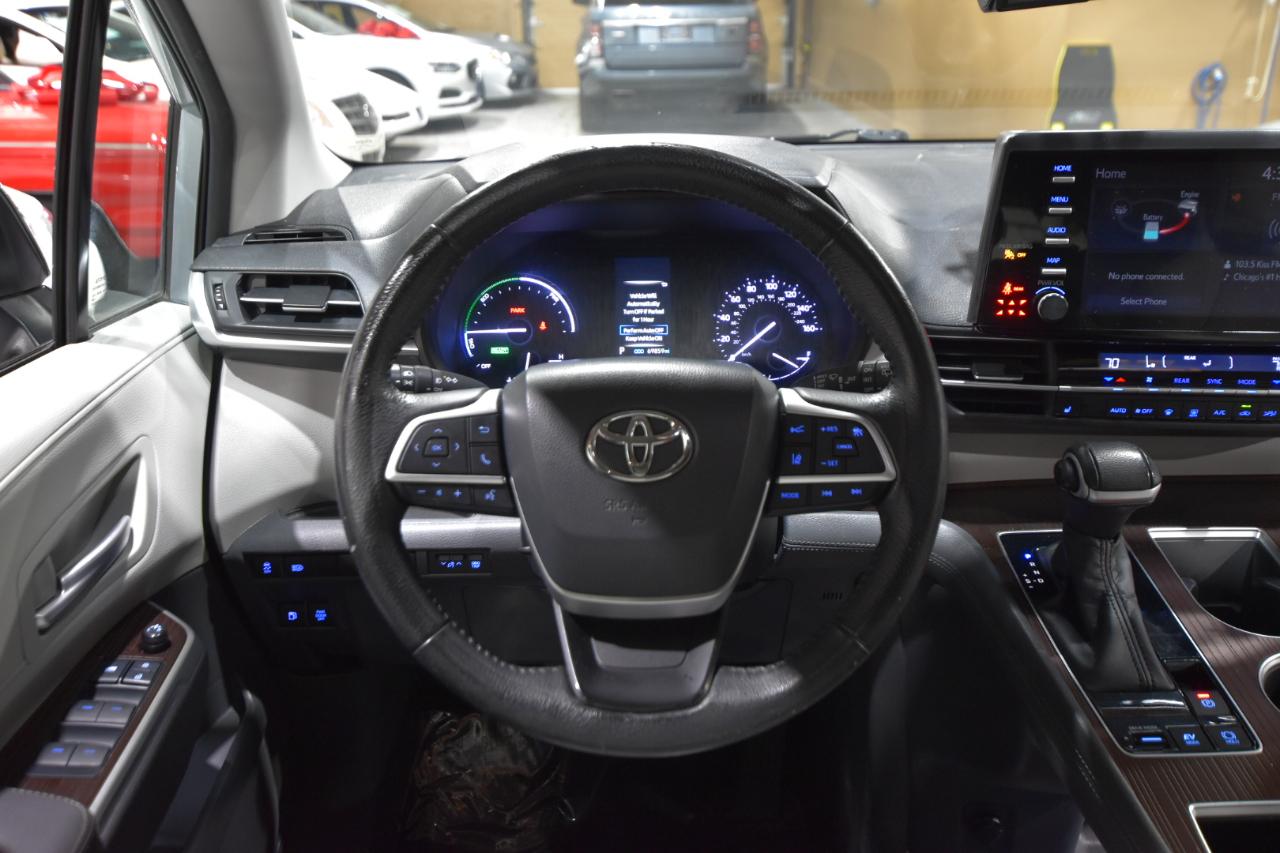 Toyota Sienna XLE FWD 8-Passenger (Natl) 2022