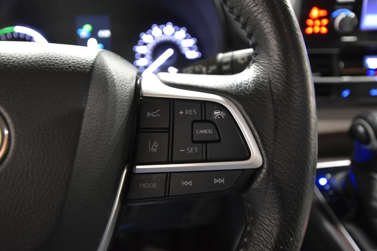 Toyota Sienna XLE FWD 8-Passenger (Natl) 2022