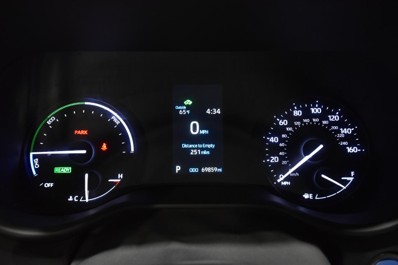 Toyota Sienna XLE FWD 8-Passenger (Natl) 2022