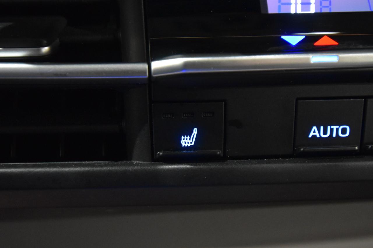 Toyota Sienna XLE FWD 8-Passenger (Natl) 2022