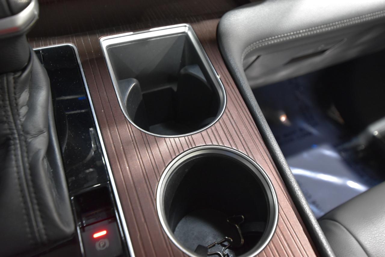 Toyota Sienna XLE FWD 8-Passenger (Natl) 2022