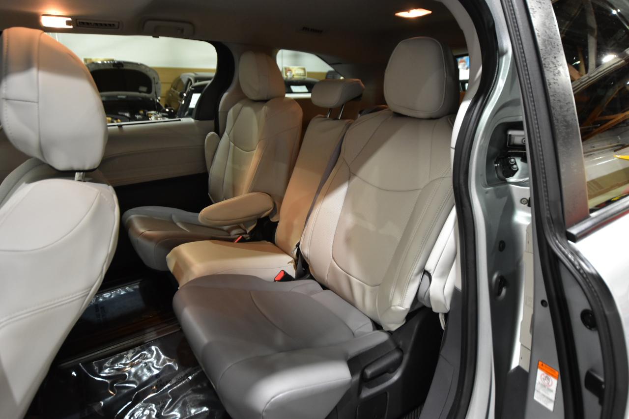 Toyota Sienna XLE FWD 8-Passenger (Natl) 2022