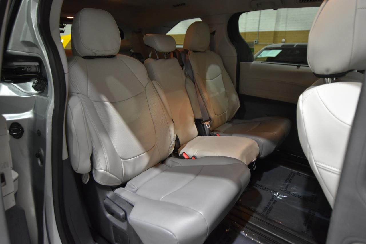 Toyota Sienna XLE FWD 8-Passenger (Natl) 2022