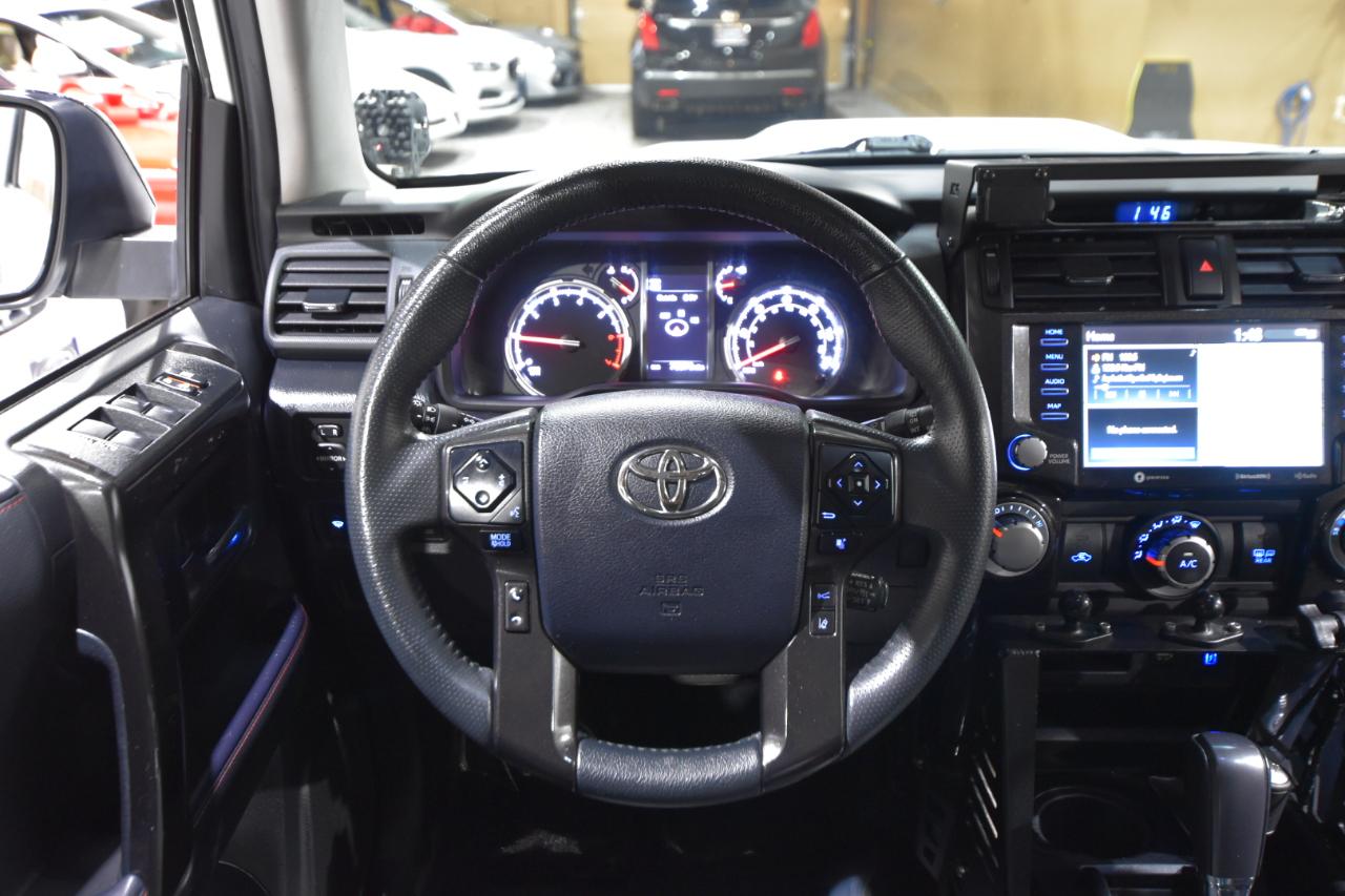 Toyota 4Runner Venture 4WD (Natl) 2021