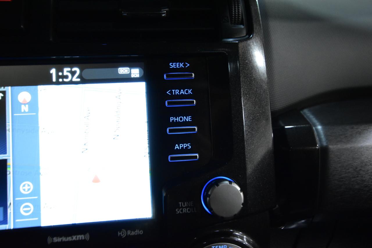 Toyota 4Runner Venture 4WD (Natl) 2021