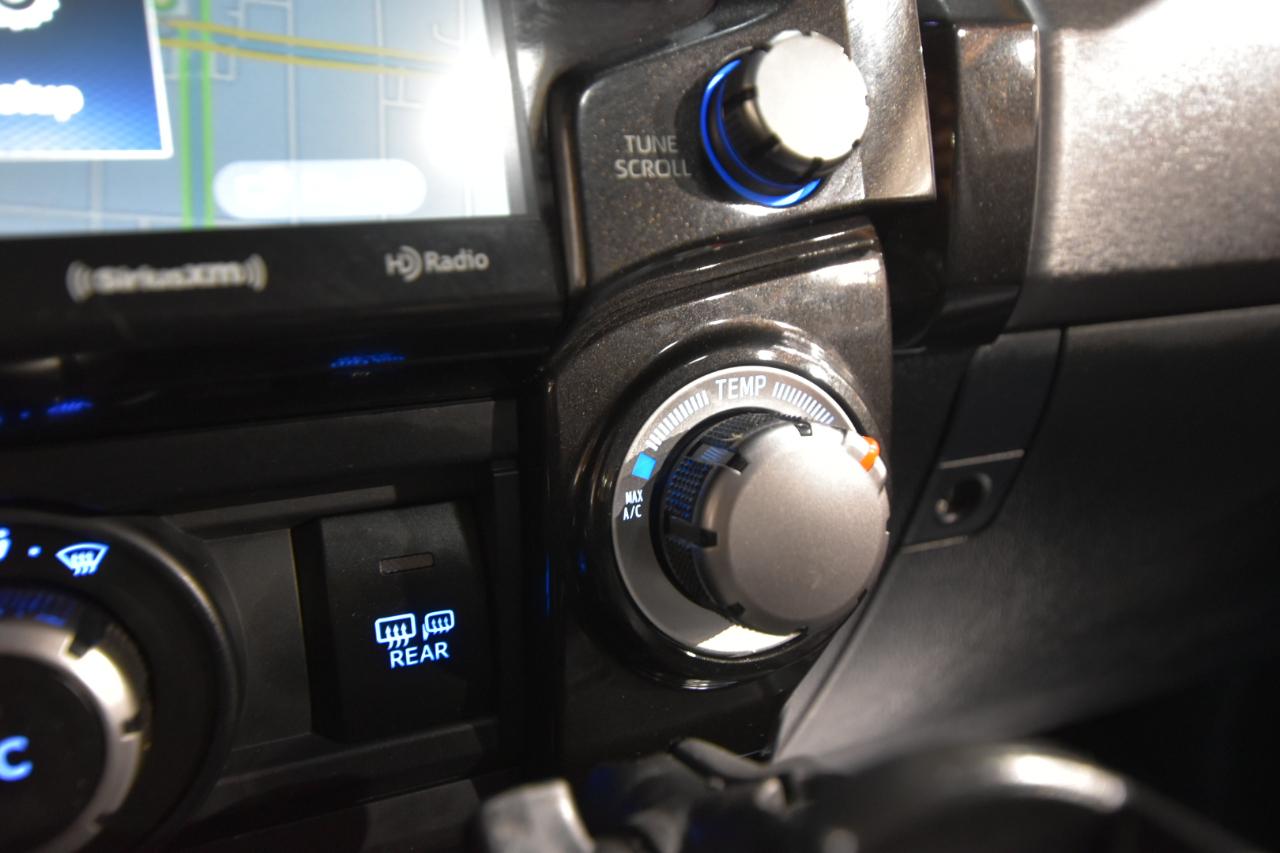 Toyota 4Runner Venture 4WD (Natl) 2021