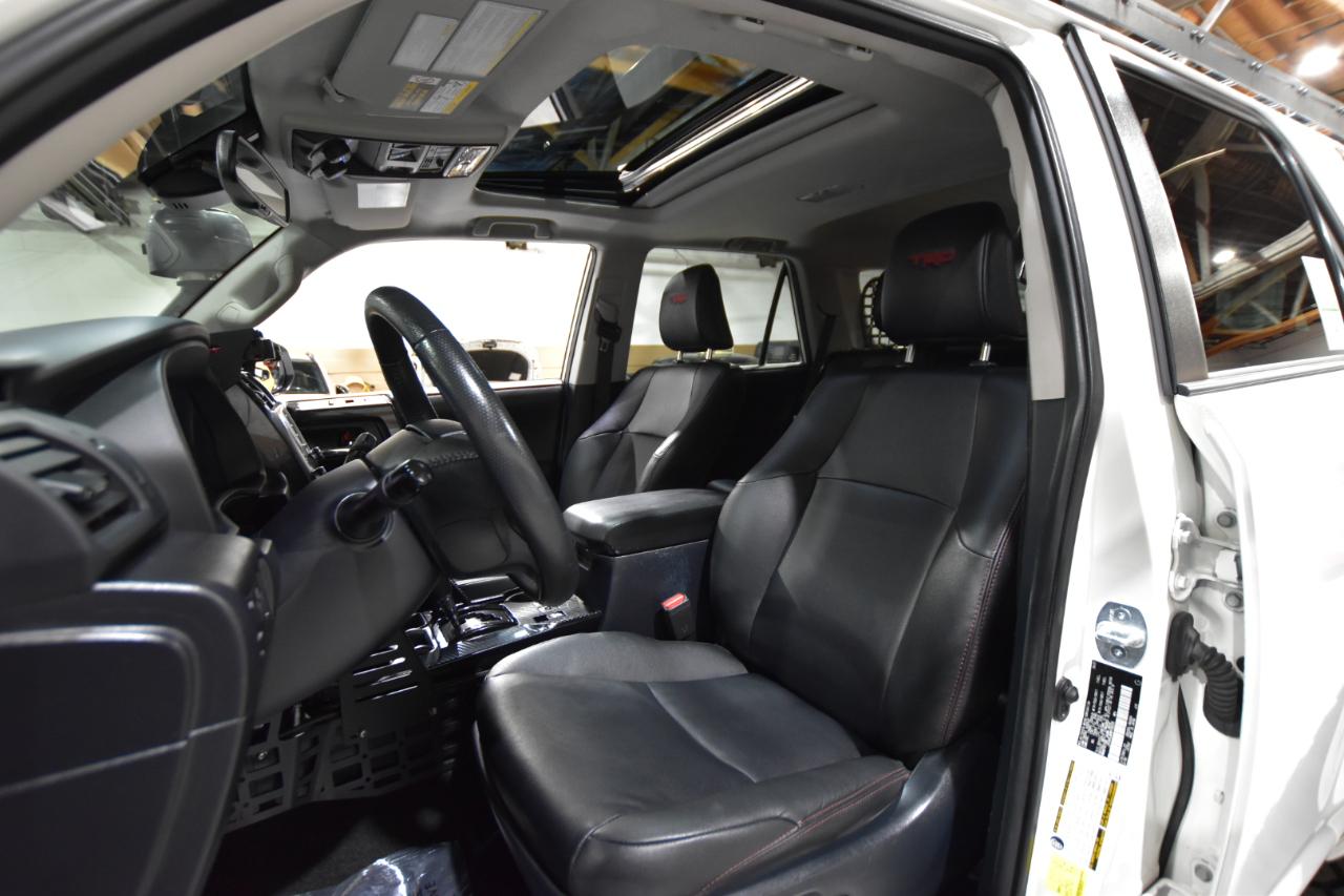 Toyota 4Runner Venture 4WD (Natl) 2021