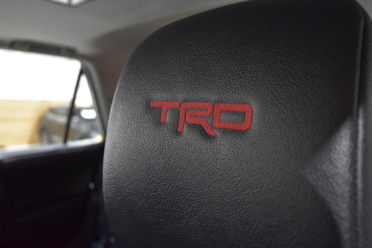 Toyota 4Runner Venture 4WD (Natl) 2021