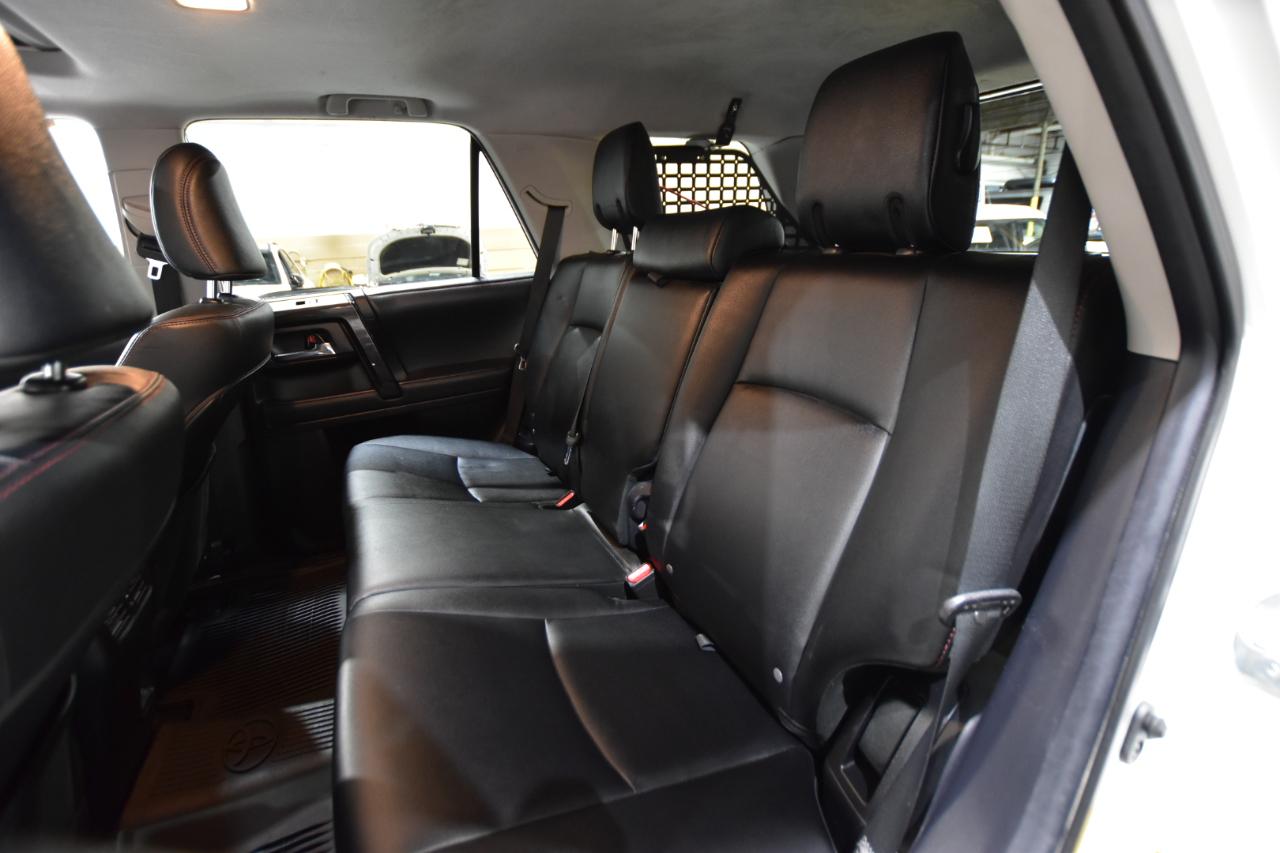 Toyota 4Runner Venture 4WD (Natl) 2021