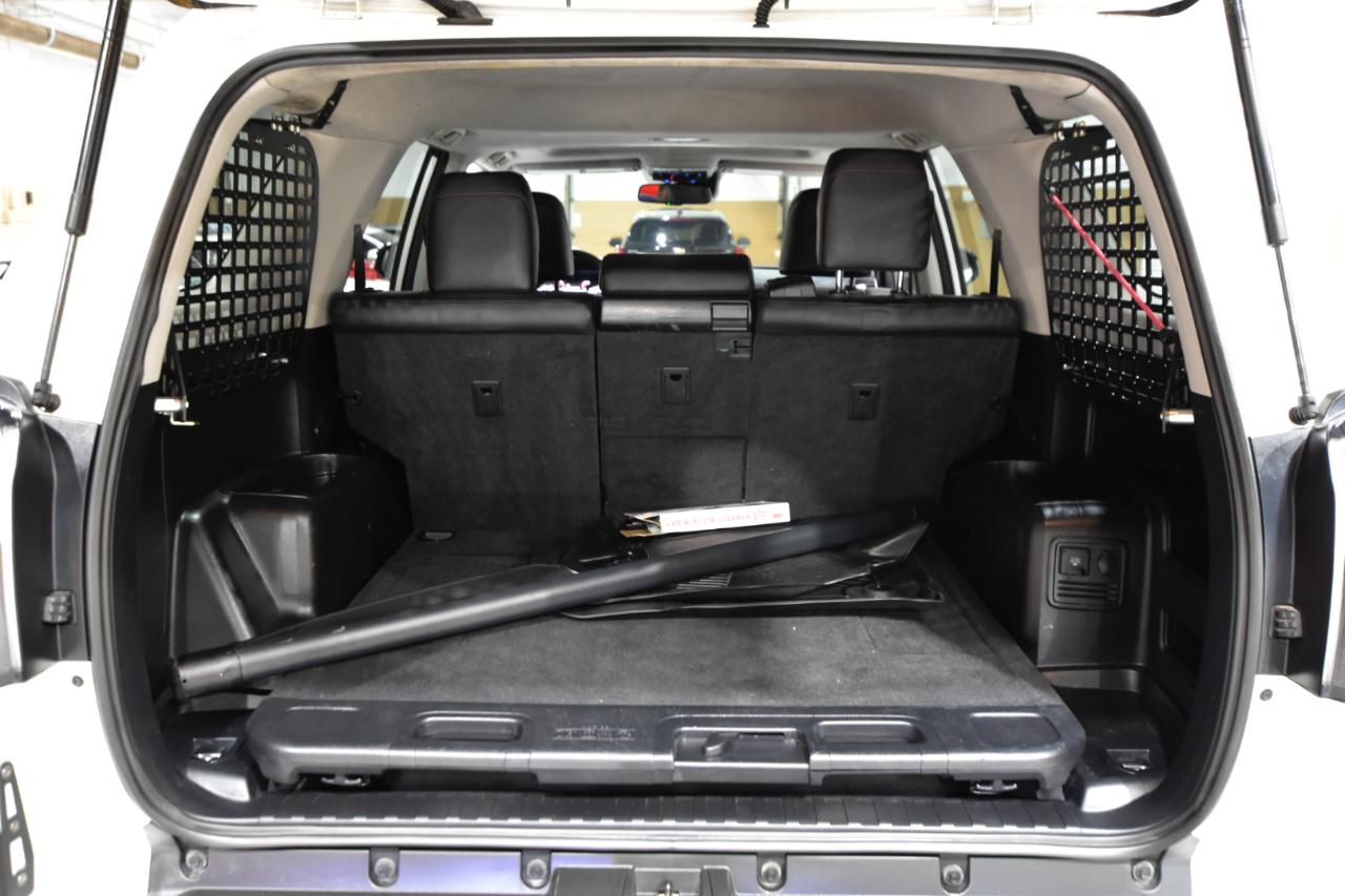 Toyota 4Runner Venture 4WD (Natl) 2021