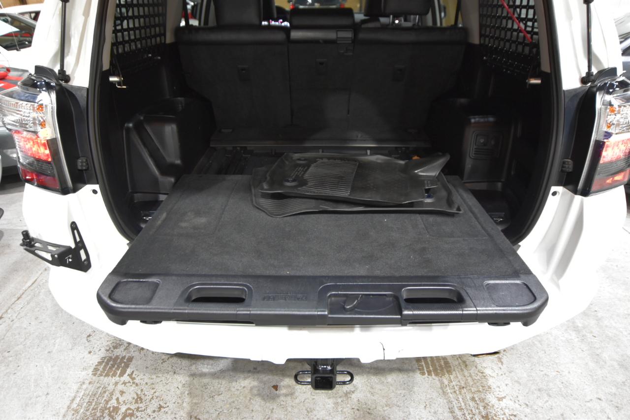 Toyota 4Runner Venture 4WD (Natl) 2021