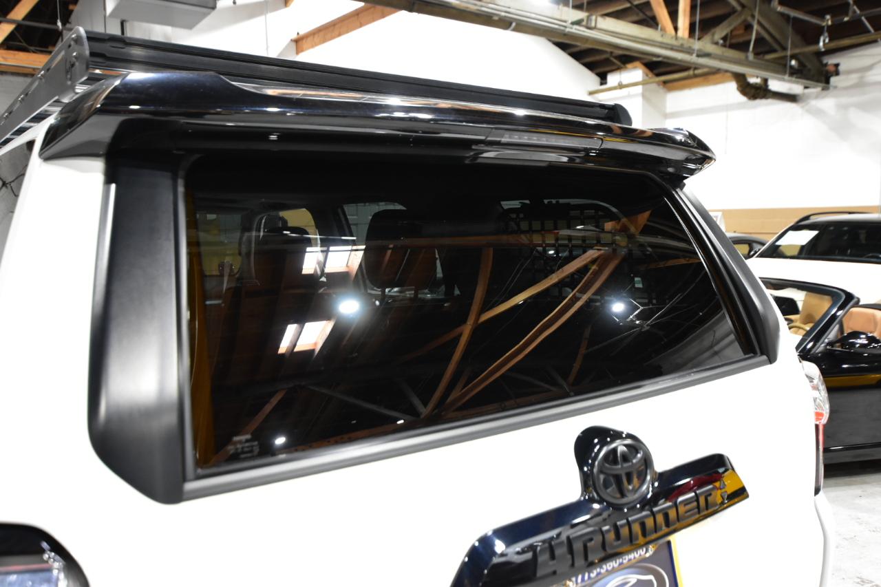 Toyota 4Runner Venture 4WD (Natl) 2021