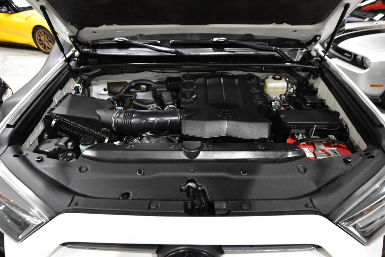 Toyota 4Runner Venture 4WD (Natl) 2021