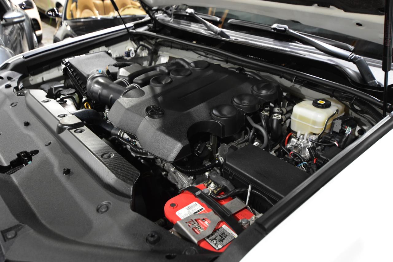 Toyota 4Runner Venture 4WD (Natl) 2021