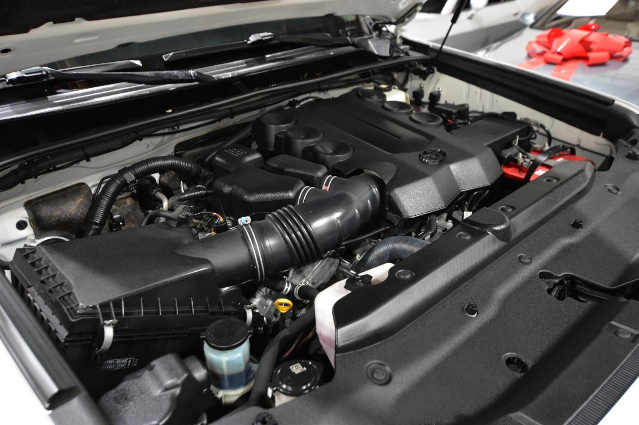 Toyota 4Runner Venture 4WD (Natl) 2021