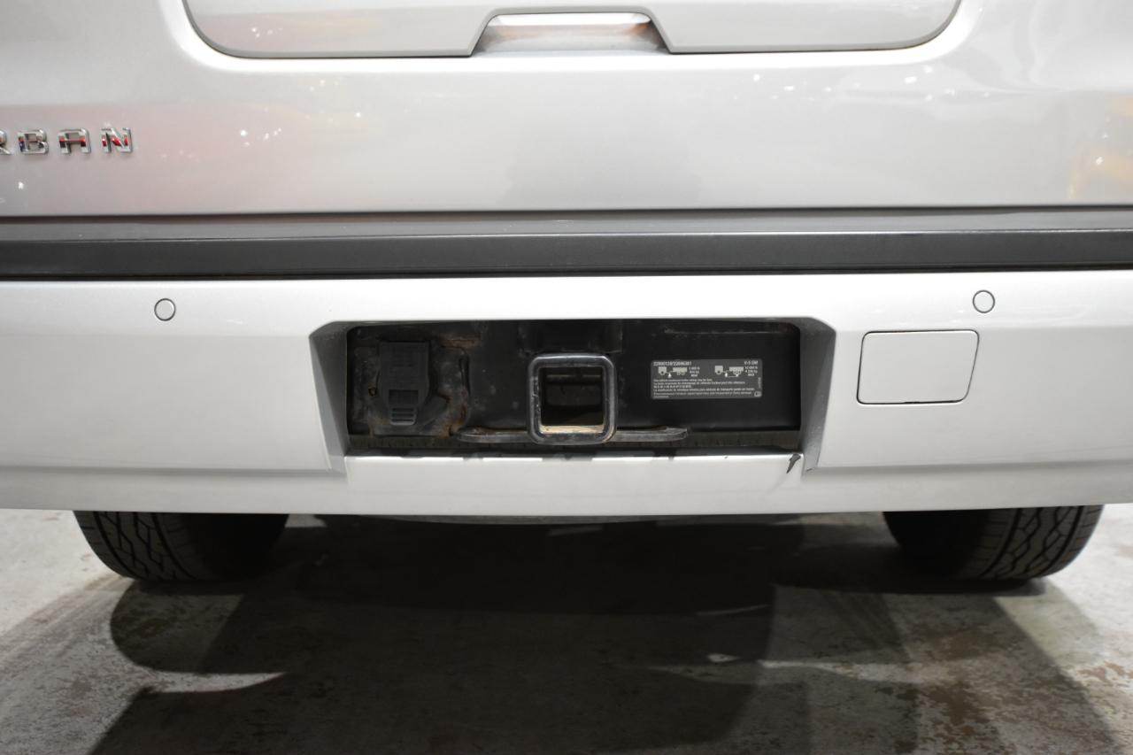 Chevrolet Suburban 4WD 4dr LT 2015