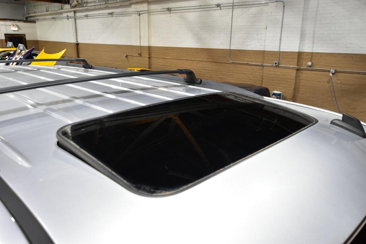 Chevrolet Suburban 4WD 4dr LT 2015