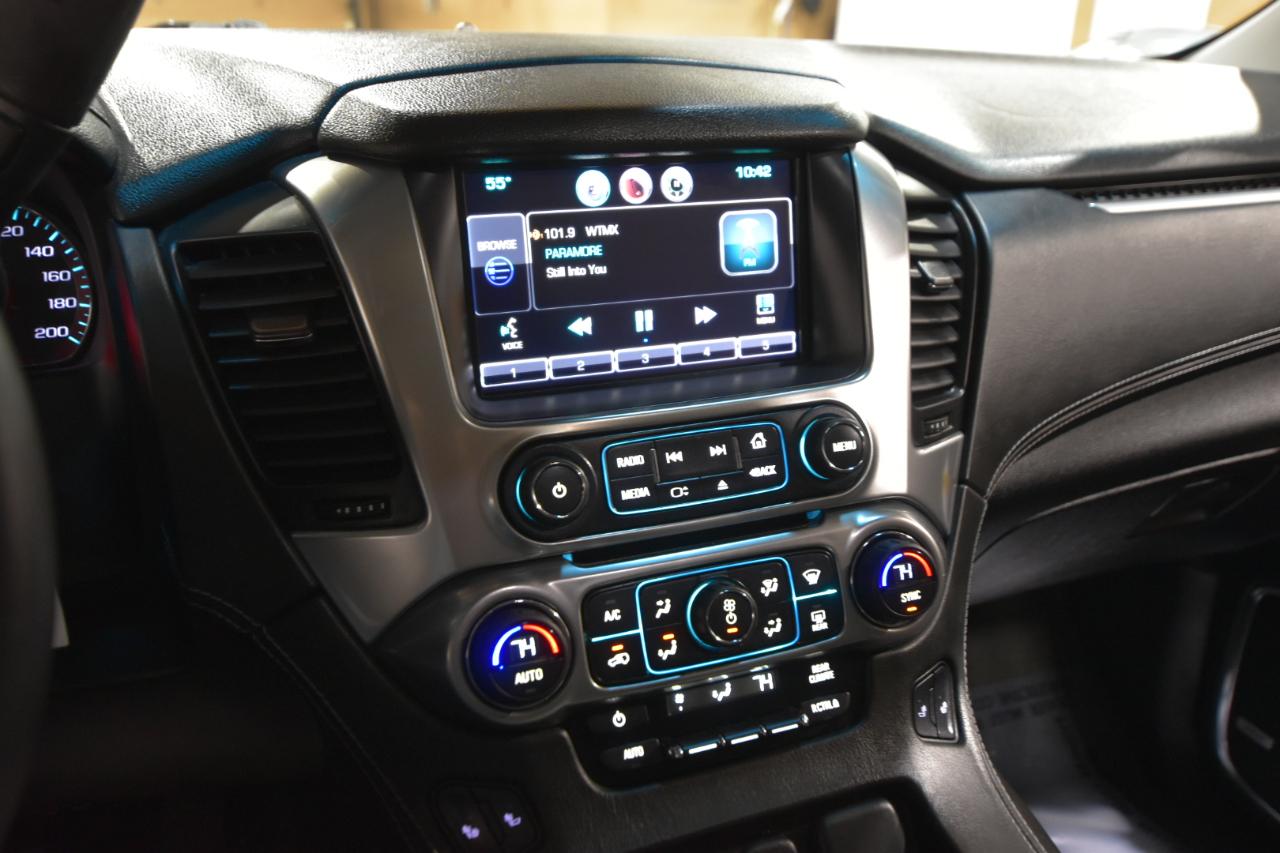 Chevrolet Suburban 4WD 4dr LT 2015