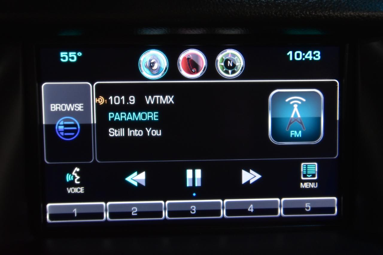 Chevrolet Suburban 4WD 4dr LT 2015