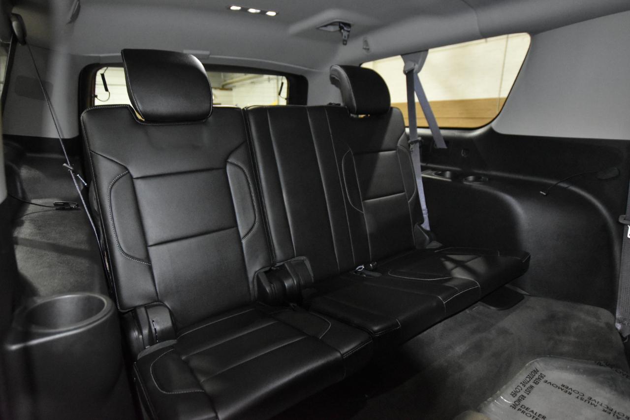 Chevrolet Suburban 4WD 4dr LT 2015