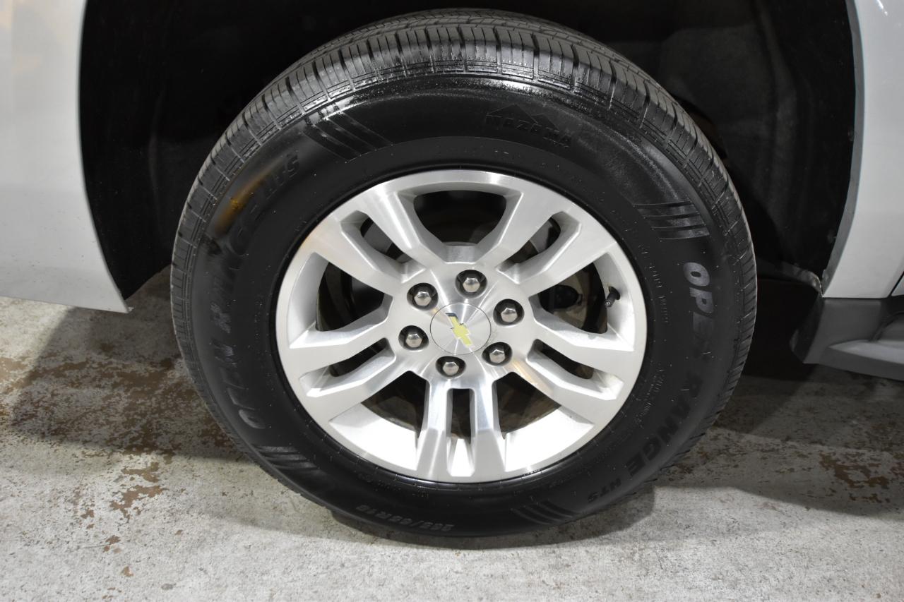 Chevrolet Suburban 4WD 4dr LT 2015