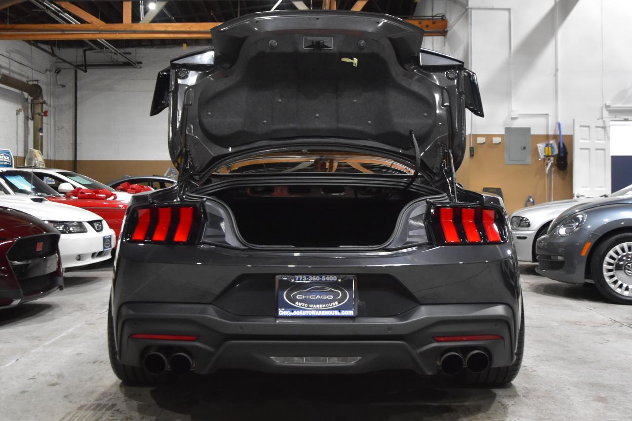 Ford Mustang GT Fastback 2024