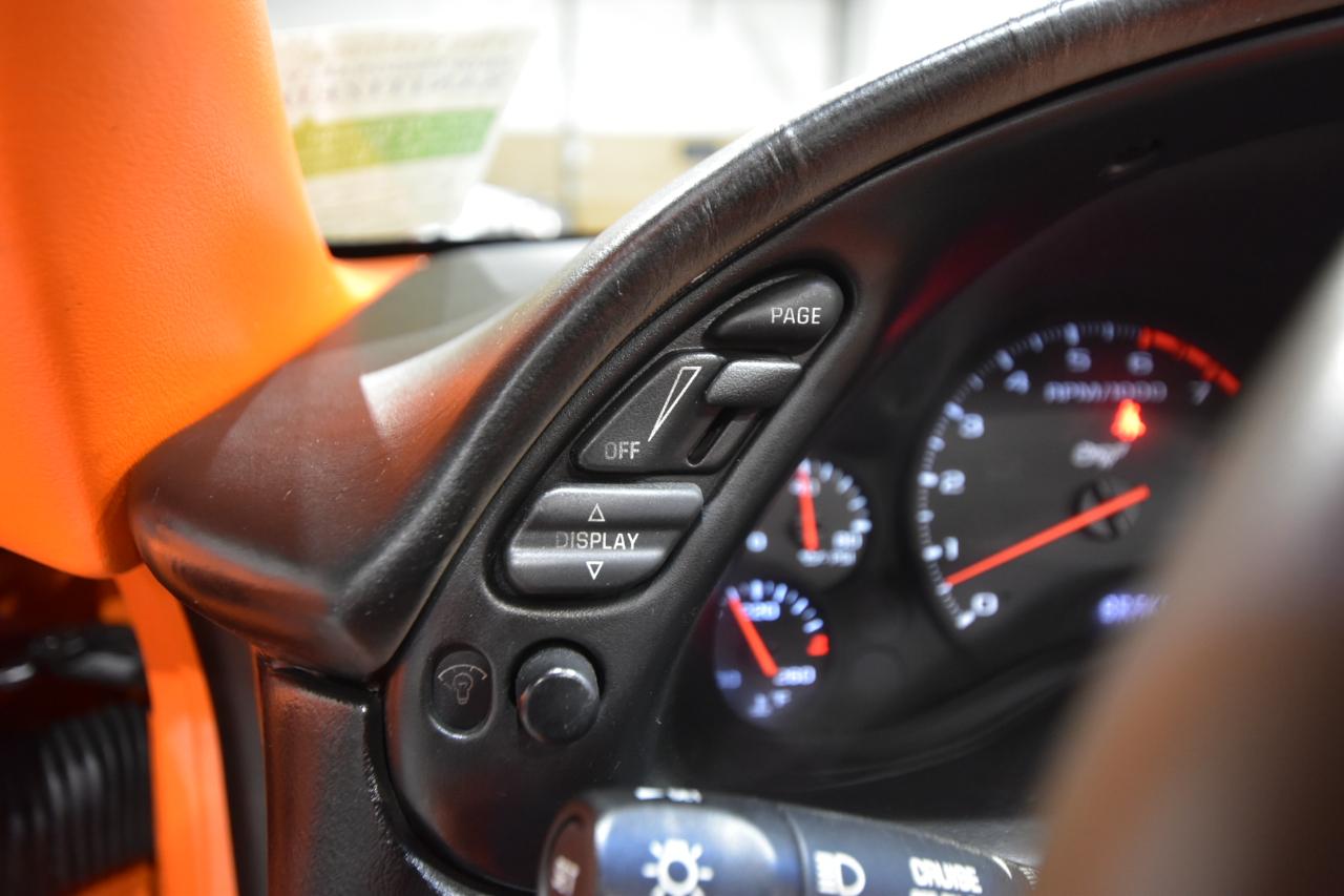 Chevrolet Corvette 2dr Cpe 2003