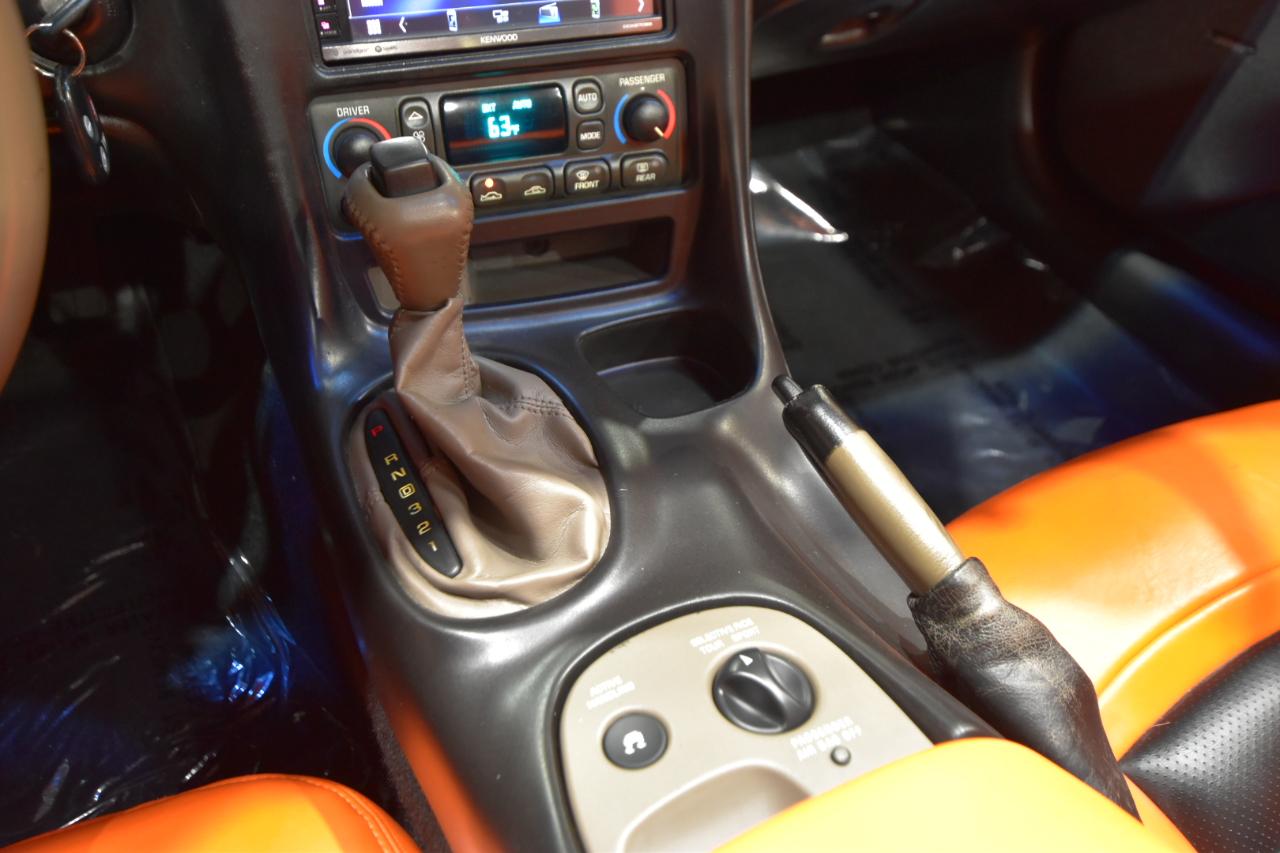 Chevrolet Corvette 2dr Cpe 2003