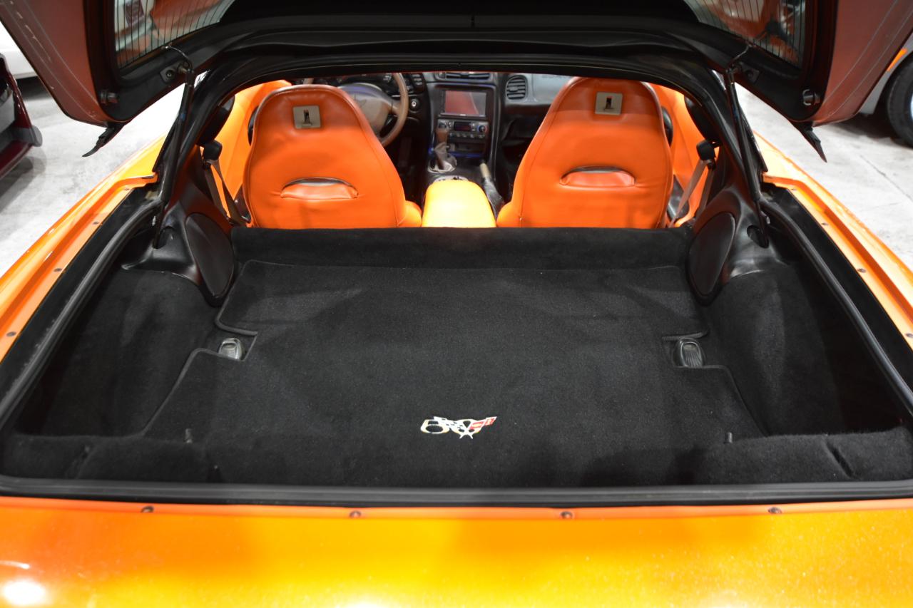 Chevrolet Corvette 2dr Cpe 2003