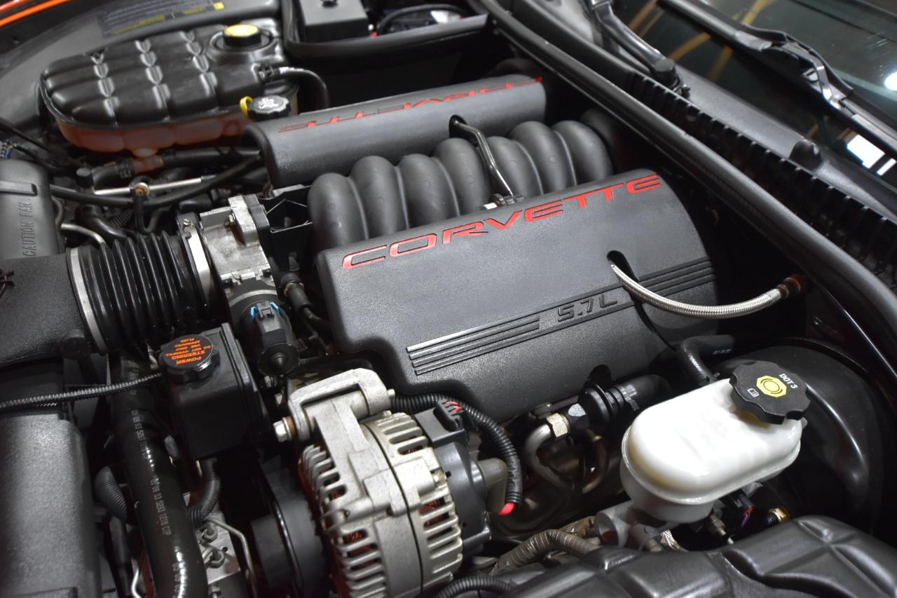 Chevrolet Corvette 2dr Cpe 2003