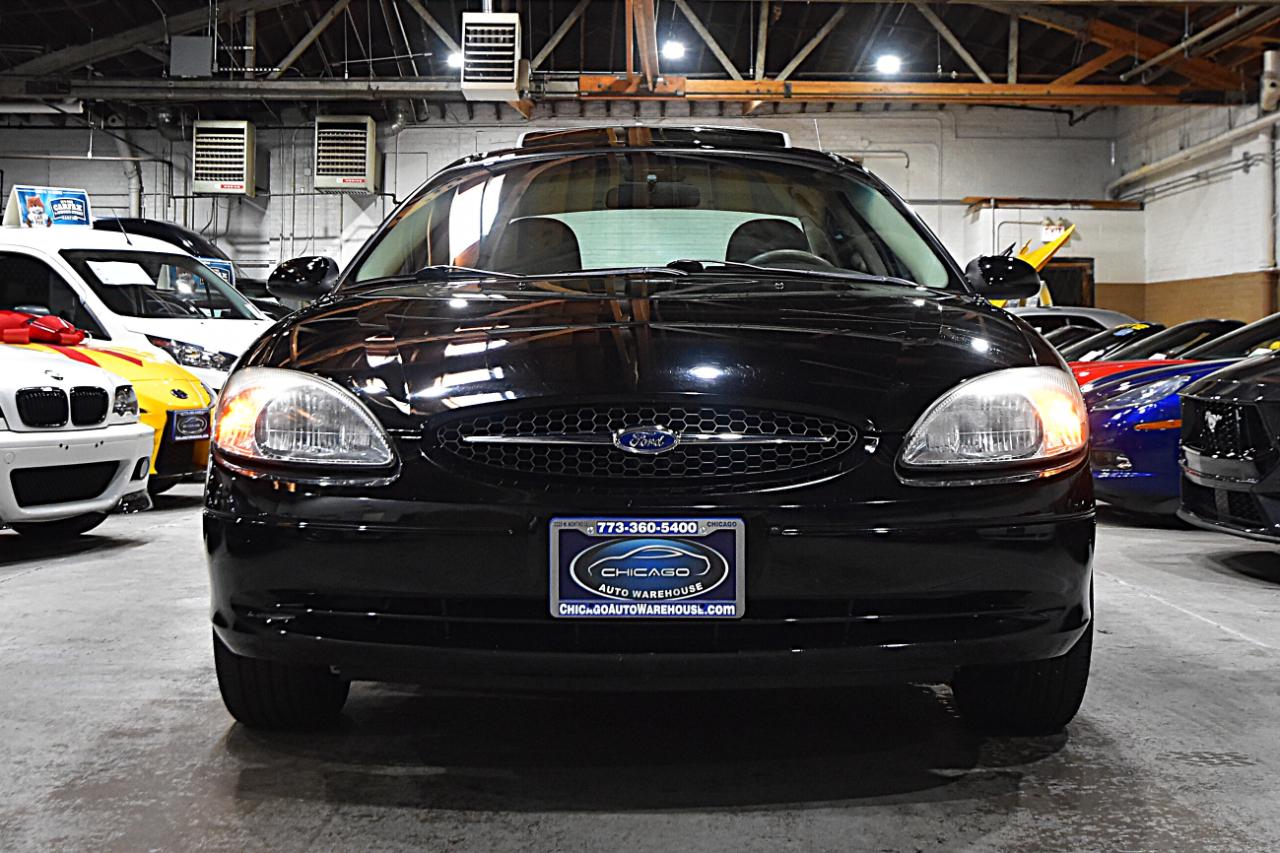 Ford Taurus 4dr Sdn SEL 2000